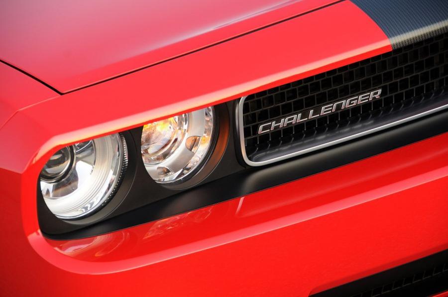  Dodge Challenger SRT8 2008 года  (фото 294 из 356)